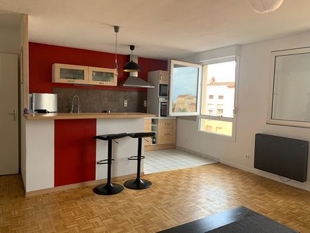 Location Appartement 2 pièces 53m² LYON 4ème - Photo 3