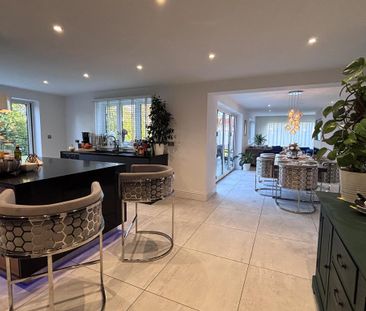 5 bedroom detached house to rent - Photo 5