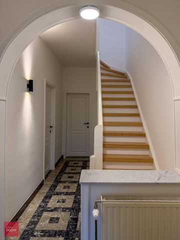 Volledig vernieuwde BURGERWONING met alle modern comfort | Kortrijkseweg 317 - Photo 4