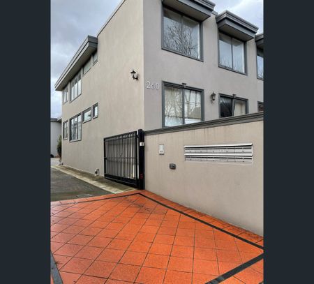 6/260 Hope Street, Brunswick West, Vic 3055 - Photo 2