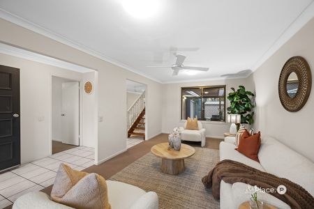 Brilliant family home in Carindale - Photo 2