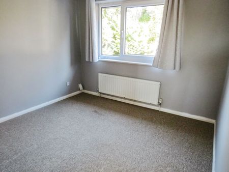 Leaders Way, Newmarket - Photo 2