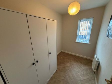 3 bedroom semi-detached house to rent - Photo 5