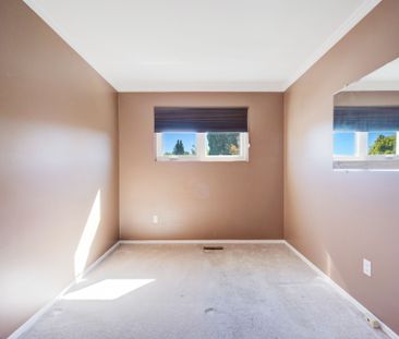 For Lease - 44 Marblehead Crescent, Brampton, Ontario - Photo 2