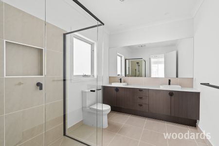 Newly Built 4 Bedroom - Photo 3