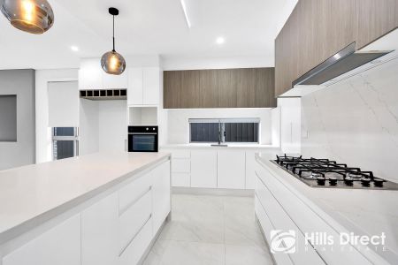 MODERN FAMILY HOME - Photo 5