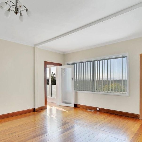 Charming Brick Family Home - Photo 1