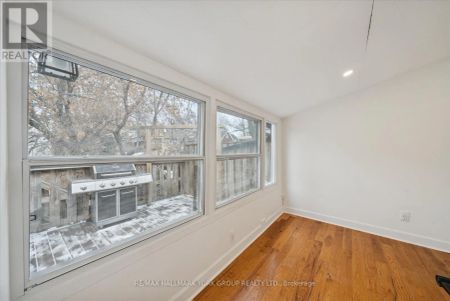 1578A QUEEN STREET E - Photo 5