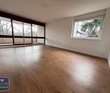 Location Appartement 3 pièces 75m² VELIZY VILLACOUBLAY 78140 - Photo 2