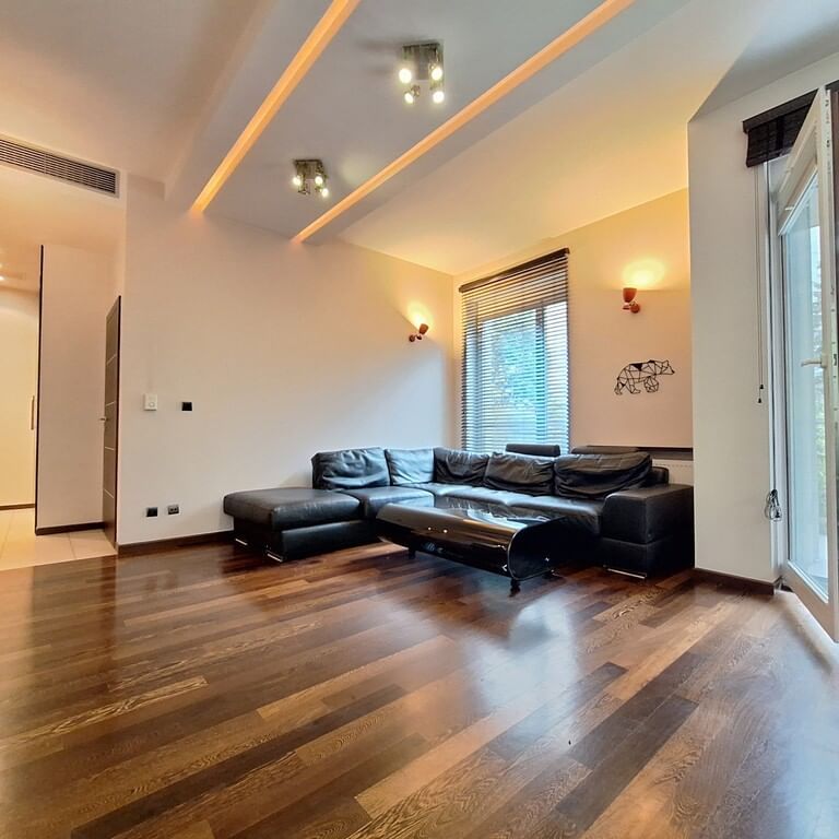 Zobacz>>> Piękny apartament w sercu Warszawy 67 m² - Фото 1