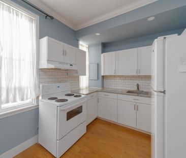 For Lease - 72 High Street, Barrie, Ontario - Photo 4