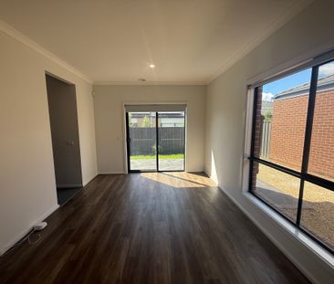 Modern Four-Bedroom Home with Contemporary Brick Features & Double ... - Photo 1