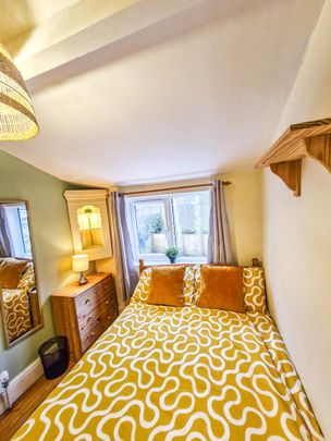 1 bedroom in a house share to rent - Photo 1