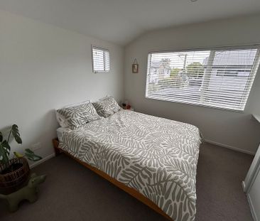Sunny & Private Furnished 2BR Townhouse - Spreydon - Photo 6