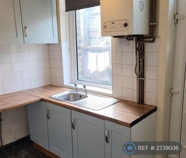 3 bedroom terraced house to rent - Photo 2