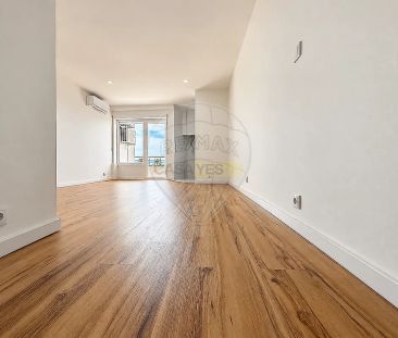 Apartment T1 in Carcavelos e Parede, Cascais - Photo 3