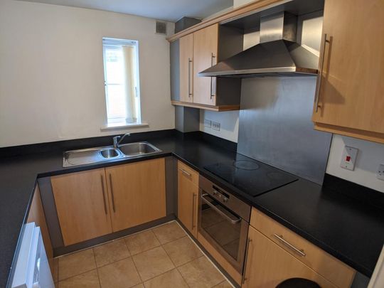 2 bedroom flat to rent - Photo 1