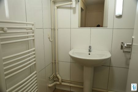 Location Appartement 1 pièce 33m² MONT ST AIGNAN 76130 - Photo 5