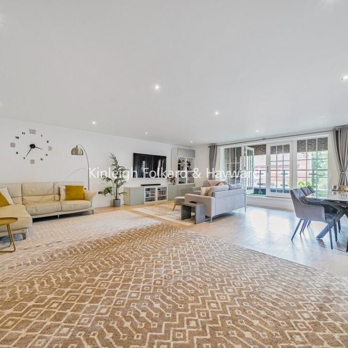 3 bedroom flat to rent - Photo 1