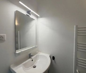 Location Appartement 1 pièce 29m² LA CIOTAT 13600 - Photo 6