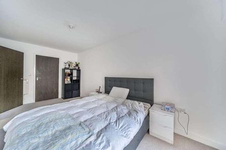 East Drive, Colindale, NW9 - Photo 4