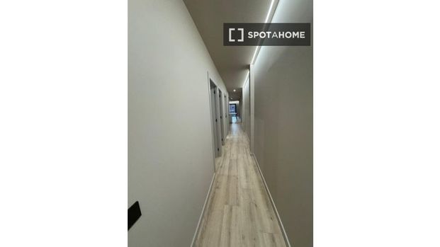 3 room luxury Flat for rent in Santa Coloma de Gramenet, Catalonia - Photo 1