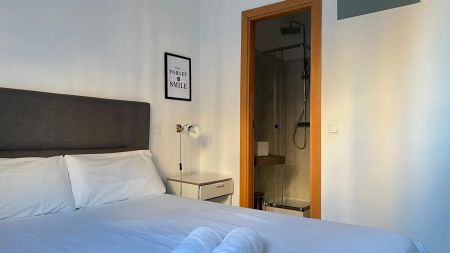 2-bedroom apartment for rent in Almagro - Foto 5
