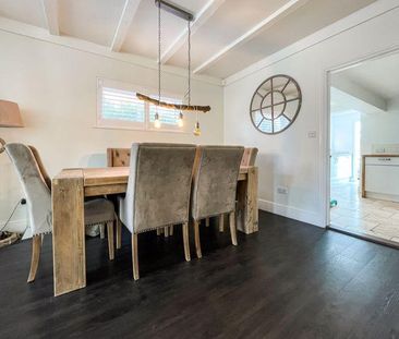 3 bedroom semi-detached house to rent - Photo 5