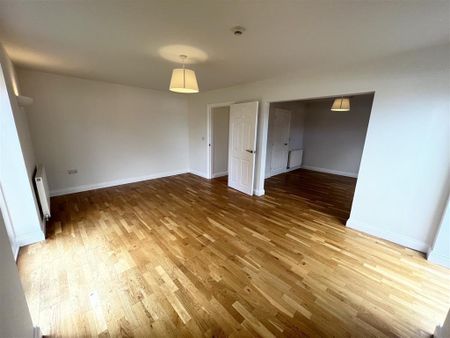 ChestnutDrive, BURTON-ON-TRENT - Photo 2