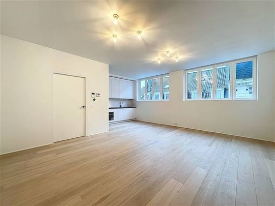 Appartement te huur - Foto 1