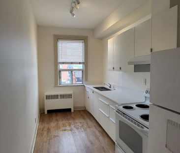 For Lease - 7 Thomas Street Unit# 2, Mississauga, Ontario - Photo 3