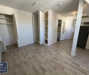 Location Appartement 1 pièce 21m² VERSAILLES 78000 - Photo 4