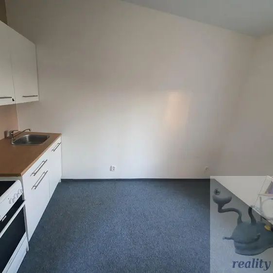 Pronájem 1+kk Česká Lípa, centrum města. Dlouhodobý pronájem - Photo 1