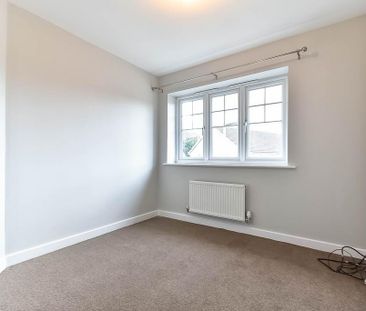 3 bedroom end of terrace house to rent - Photo 6