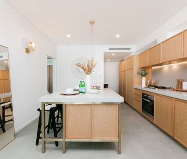 Designer 2-Bed Apartment with Balcony & Car Space in Waterloo's Ico... - Photo 6