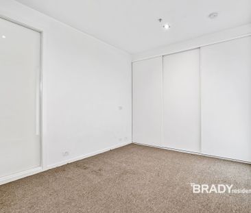 2604/8 Downie Street, Melbourne - Photo 3