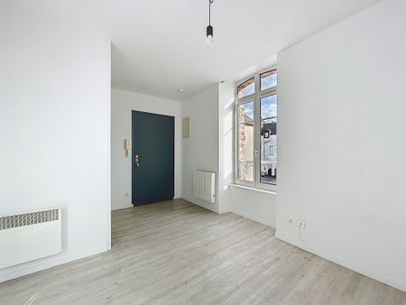 Location Appartement 1 pièce 16m² ST LO 50000 - Photo 2