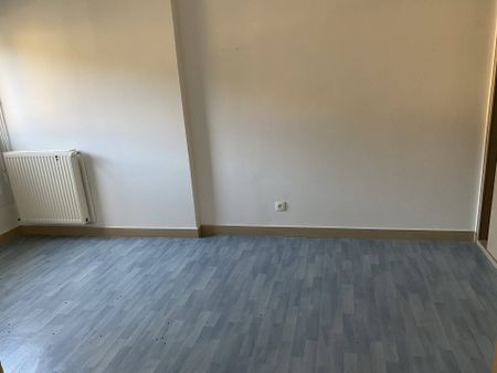 Location appartement 4 pièces 71.2 m² à Burzet (07450) - Photo 2