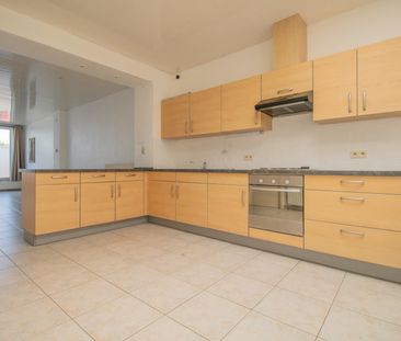 JOLI APPARTEMENT A DEUX PAS DU CENTRE BINCHOIS à 7130 Binche  Loye... - Photo 5