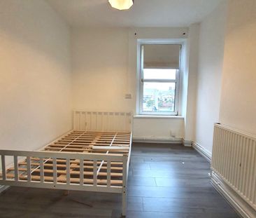 £950 PCM, Spacious Two Bedroom Apartment in Clare Road, Grangetown,... - Photo 6