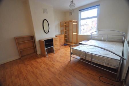 Harold Mount, Hyde Park - Photo 3