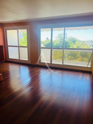 Location Appartement 5 pièces 100m² - Photo 1