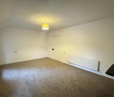 22 Glandore Gardens, Belfast, BT15 3FF - Photo 3