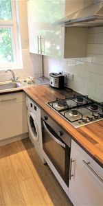 4 bedroom terraced house to rent - Photo 4