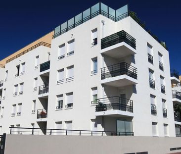 location Appartement T4 DE 94.26m² À VENISSIEUX - Photo 6