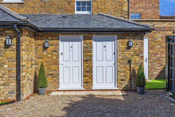 3 bedroom flat to rent - Photo 1