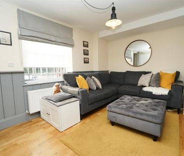 2 bedroom house to rent - Photo 1