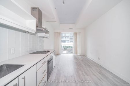 204 75 The Donway W - Photo 5
