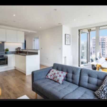 Room in a Shared Flat, Copeland Court, E16 - Photo 3