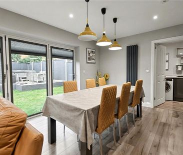 3 bedroom semi-detached house to rent - Photo 6